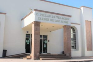 Jardín de los Pinos (Oficinas Generales)